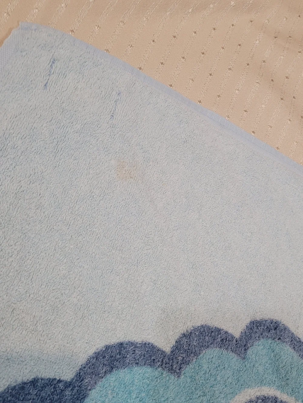 Vintage 1970s Hanae Mori, Martex Butterfly Bath / Beach Towel 26x49 Inches
